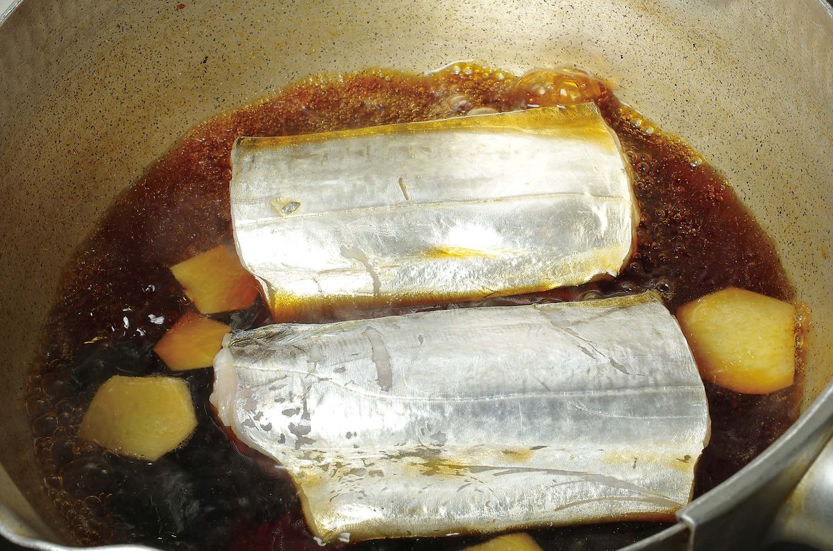 タチウオ 甘辛醤油煮 美味しい鮮魚料理
