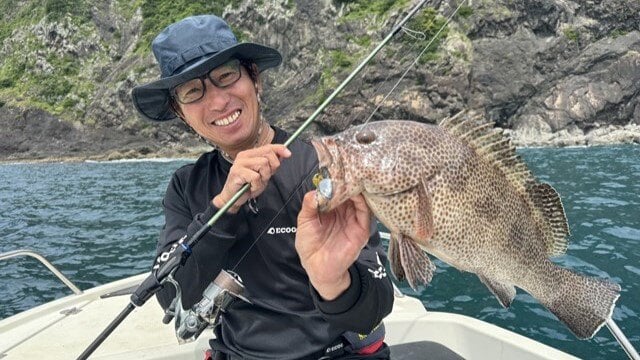 オオモンハタ、アカハタ、キジハタをジグヘッドで釣り分ける方法 | 魚種別釣りガイド